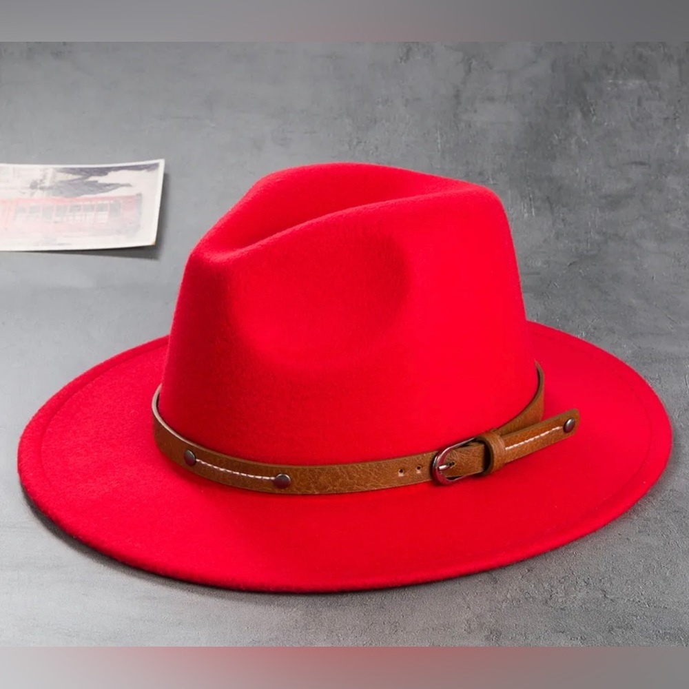 Red handcrafted British Retro Woolen Hat with Leather Belt Metal Buckle